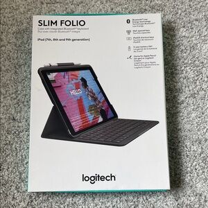Logitech Slim Folio Bluetooth Keyboard Case in Black